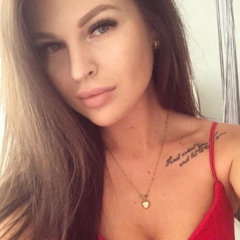 sexcontact met Pavline