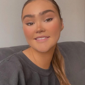 sexcontact met Viooltjuh