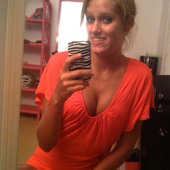 sexcontact met Ellienelly