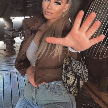 sexcontact met eliseRoja