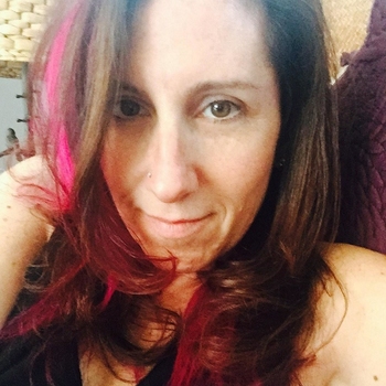 neukdate met wildhaar
