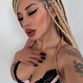 sexcontact met Vivianney