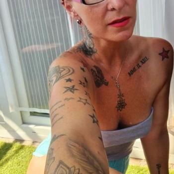 sexcontact met Saniyje