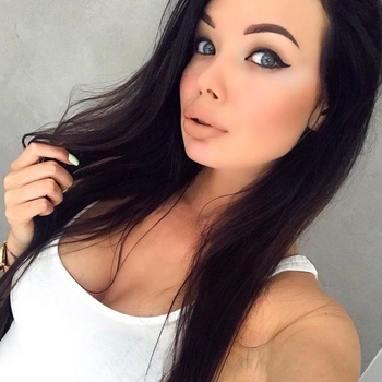 sexdate met Brunettah