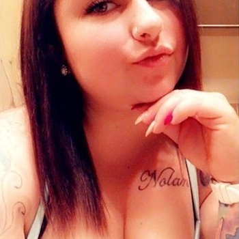 neukdate met SexyLatexjurk