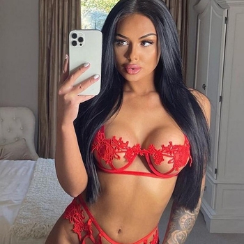 sexcontact met Ymlana