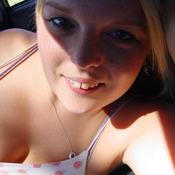 neukdate met BlondstootjeM