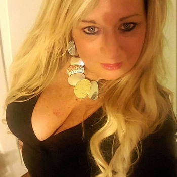 sexdate met Blondina