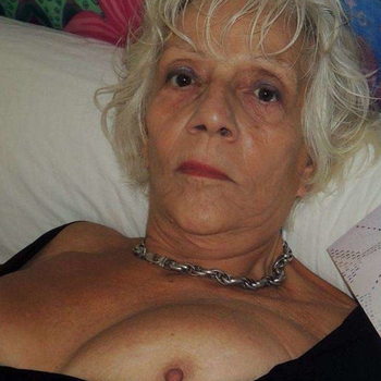 neukdate met grannyxl