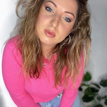 sexcontact met uzziela