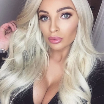 Sexcontact met Mirellatjex