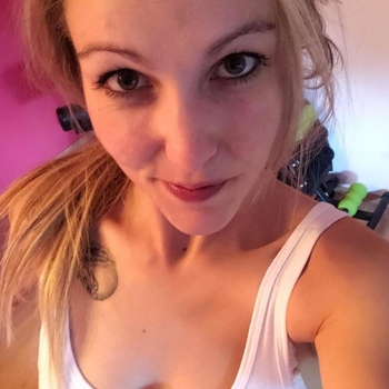 sexdate met Elllaella