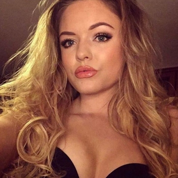 sexcontact met Bellylove