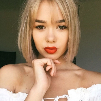 Sexdate met LonelyJoy