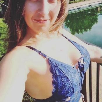sexcontact met Nisriny