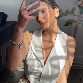 sexcontact met Miekadi