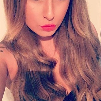sexdate met Prettylittlegirl