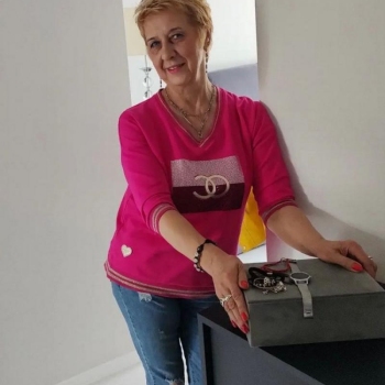 sexcontact met Dovekarin