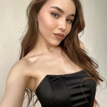 Seks met Rominatje ? Maak gratis afspraakjes voor een seksdate.