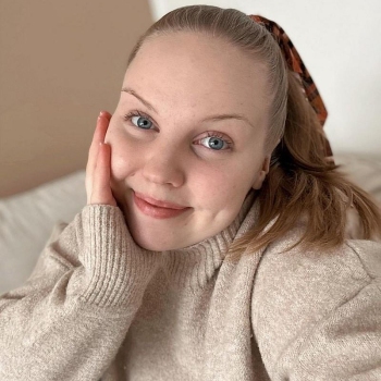 sexcontact met Badmintonmeisje