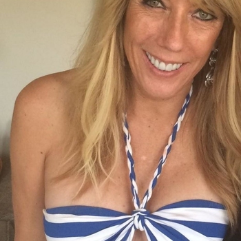 sexdate met Leonieh4u