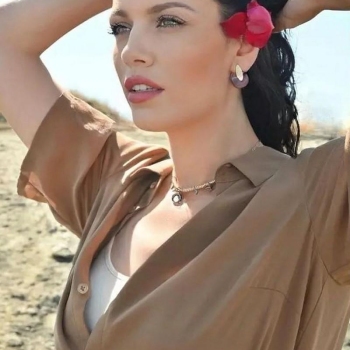 sexcontact met Tatlien