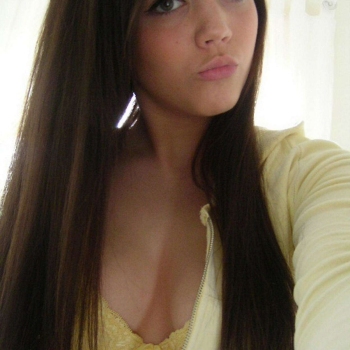 sexcontact met Djoenie