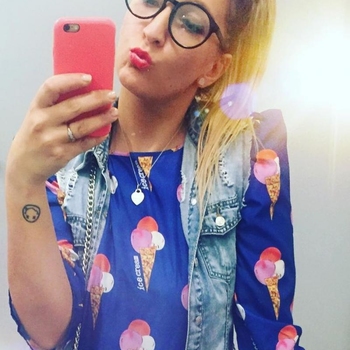 sexcontact met Playforfree