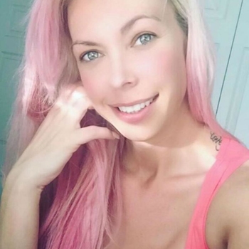 sexdate met Holsti